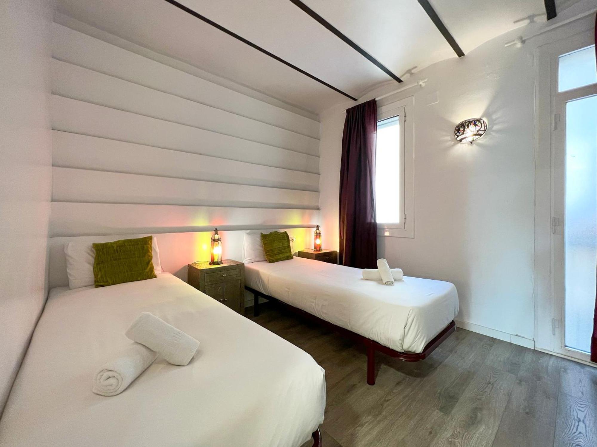 Stay U-Nique Apartments Fontrodona Барселона Екстериор снимка